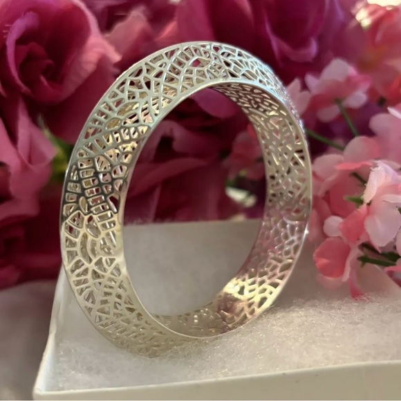 Silpada Sterling Silver STILETTO Openwork Cut-Out Bangle Bracelet B2830 - Picture 7 of 15